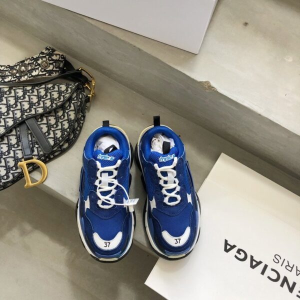 Balenciaga Triple S - immagine 2