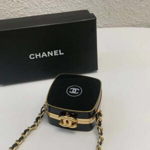 Cover AirPods Chanel