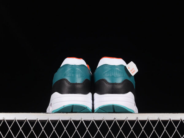 LEBRON JAMES X LIVERPOOL FC X AIR MAX 1 - immagine 6