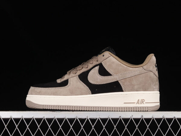 AKIRA X AIR FORCE 1 LOW 07 - immagine 7