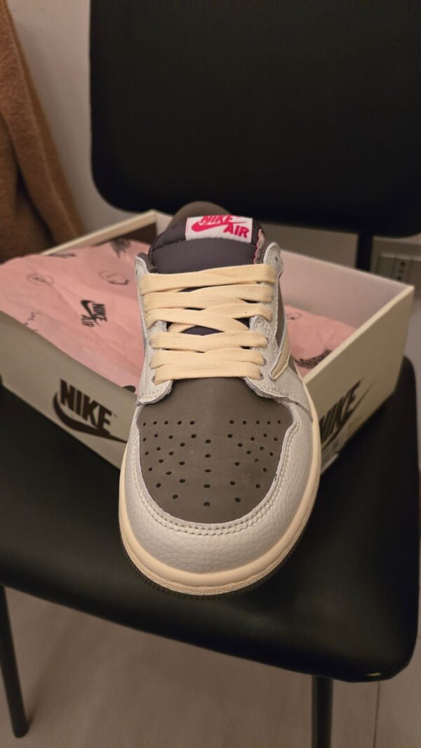 Travis Scott x Air Jordan 1 Low OG Reverse Mocha 36 PC