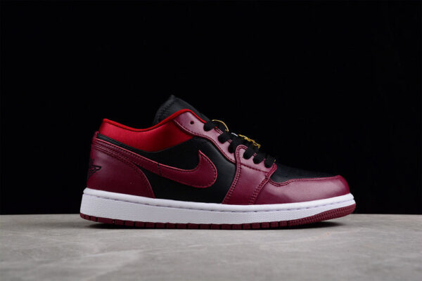 AIR JORDAN 1 LOW SE - immagine 2