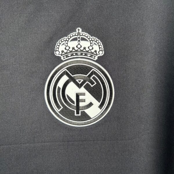 Real Madrid - 16/17 Manica Lunga Vintage - immagine 7