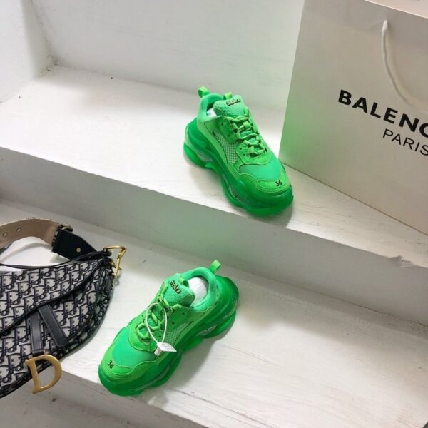 Balenciaga Triple S - immagine 5