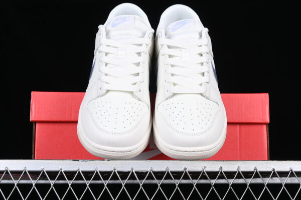 DUNK LOW SAIL/OXYGEN PURPLE/PHANTOM - immagine 4