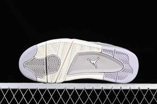 AIR JORDAN 4 RETRO FROZEN MOMENTS WHITE/GREY/SILVER - immagine 5