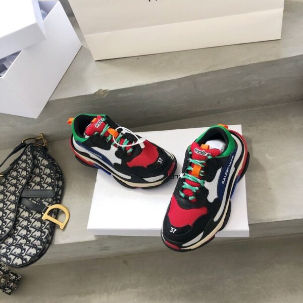 Balenciaga Triple S - immagine 4