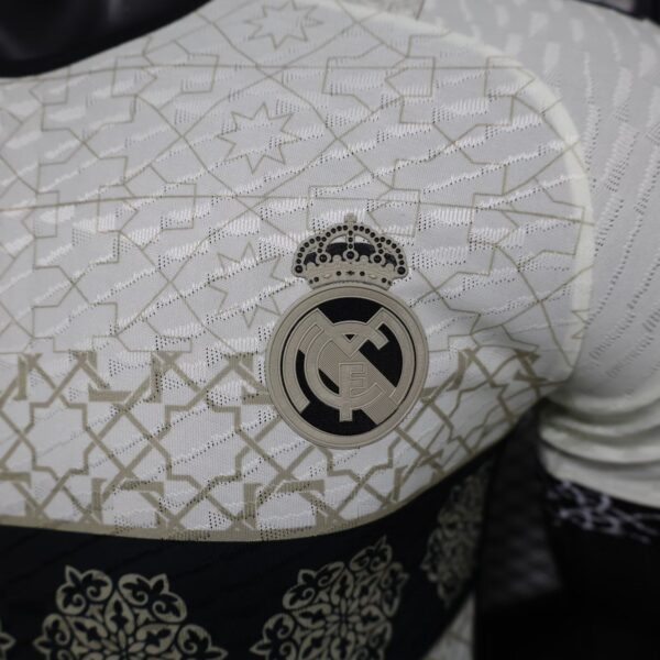 Real Madrid Special - 24/25 Player Version - immagine 6