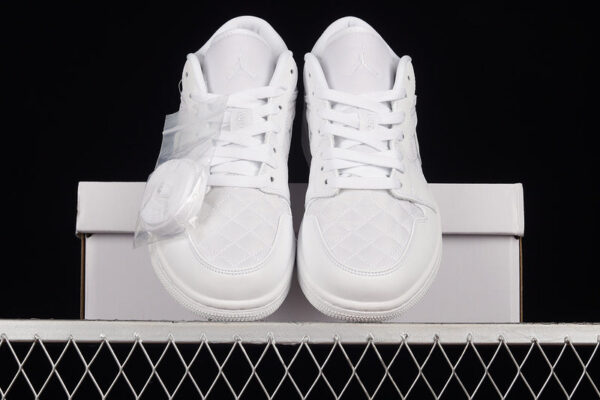 AIR JORDAN 1 LOW - immagine 4