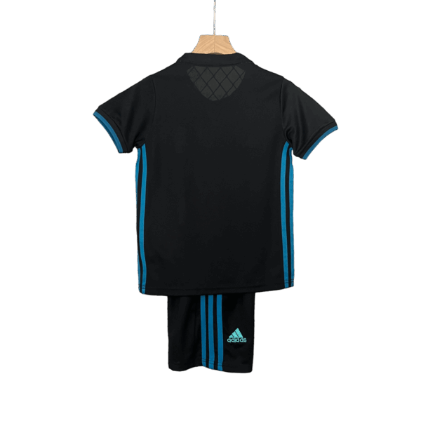 Kit Bambino - Real Madrid Vintage 17/18 - immagine 2