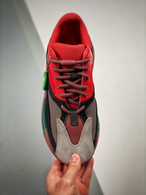 Adidas Yeezy 700 V2 - immagine 3