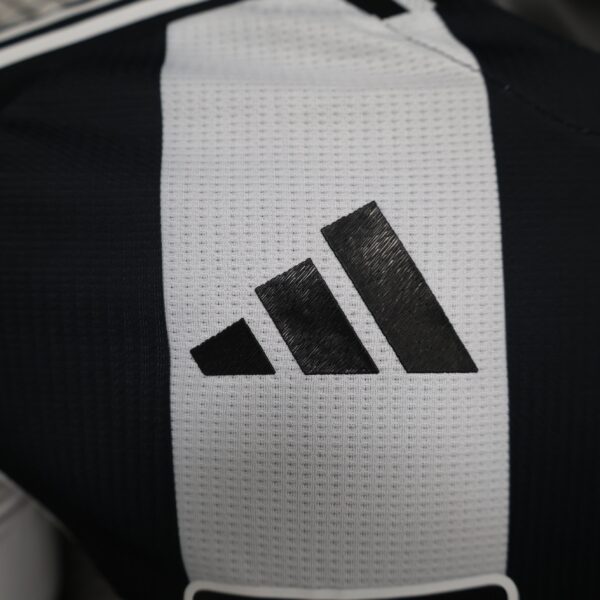 Newcastle - 24/25 Player Version - immagine 5