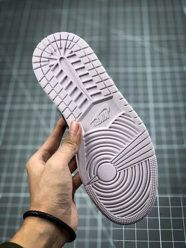 AIR JORDAN 1 MID BARELY ROSE/WHITE/BLACK - immagine 6
