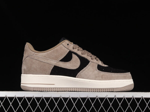 AKIRA X AIR FORCE 1 LOW 07 - immagine 2
