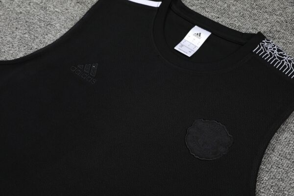 Manchester United - Canotta + Pantaloncino - immagine 2