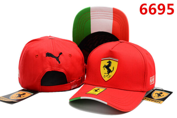 Cappellino Ferrari