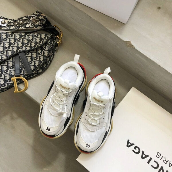 Balenciaga Triple S - immagine 2