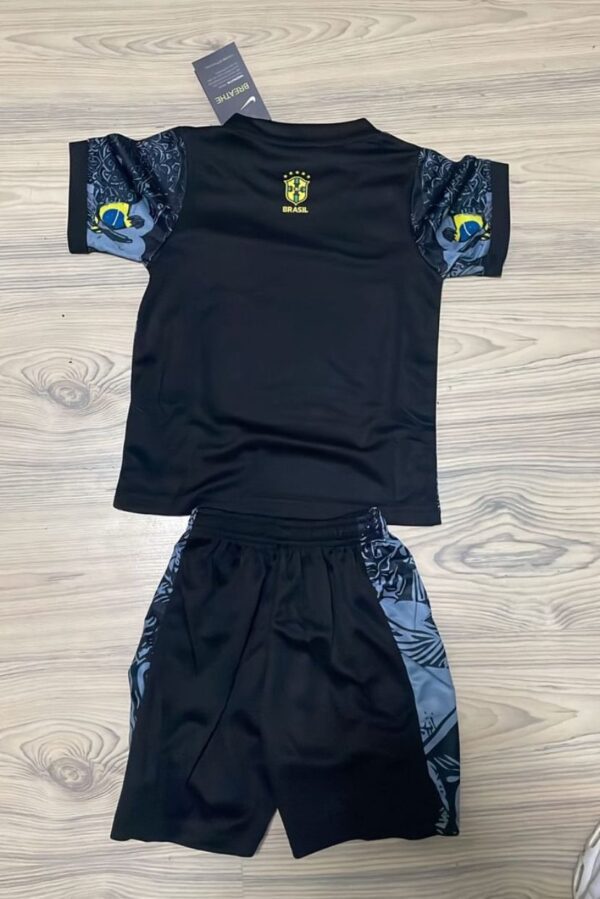 Kit Bambino Brasile Player Version 16 PC - immagine 2