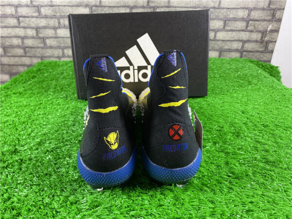 Adidas Predator Marvel x Wolverine - immagine 5