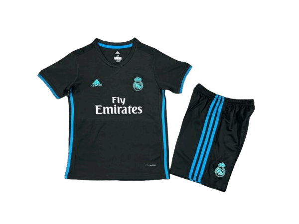 Kit Bambino - Real Madrid Vintage 16/17