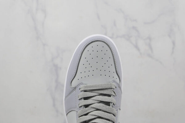 AIR JORDAN 1 LOW GOLF WOLF - immagine 4