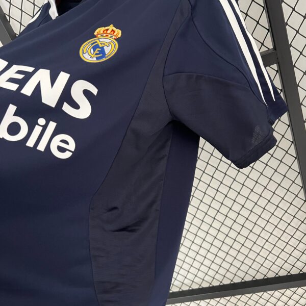 Real Madrid - 04/05 Vintage - immagine 3