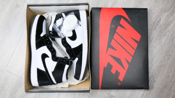 Wmns Air Jordan 1 Retro High Og Twist Pony - immagine 4