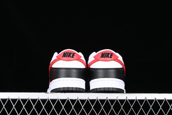 DUNK LOW SB RED PANDA WHITE/BLACK/RED - immagine 5