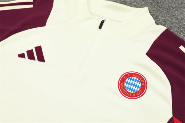 Tuta Bayern Monaco 24/25 - immagine 3