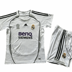 Kit Bambino - Real Madrid Vintage 06/07