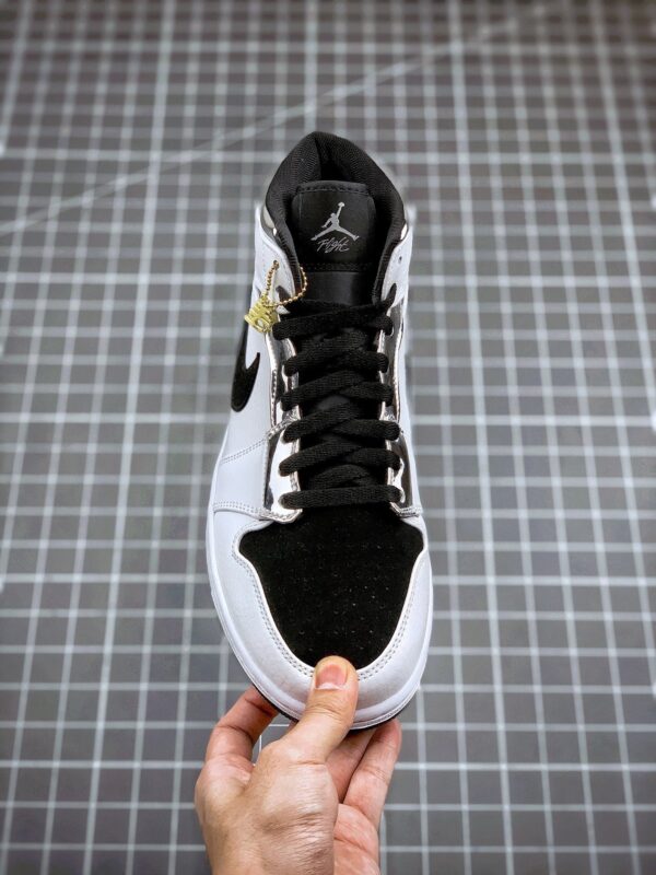 AIR JORDAN 1 MID ALTERNATE THINK 16 WHITE/SILVER-BLACK - immagine 3