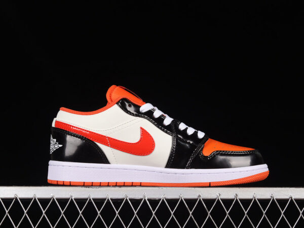 AIR JORDAN 1 LOW GS HALLOWEEN TEAM - immagine 2