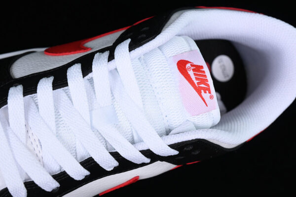 DUNK LOW SB RED PANDA WHITE/BLACK/RED - immagine 7