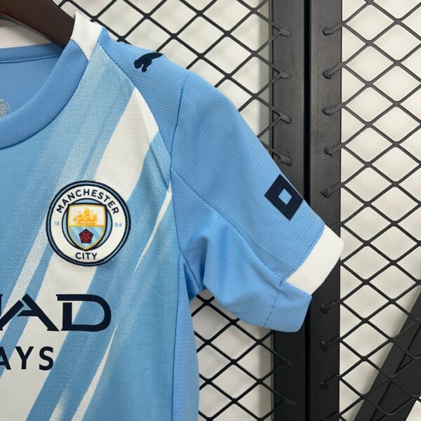 Kit Bambino - Manchester City 25/26 - immagine 5