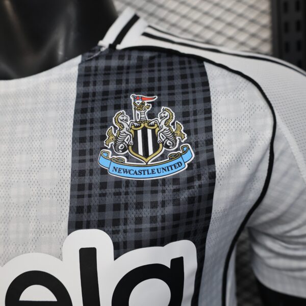 Newcastle - 25/26 Player Version - immagine 6