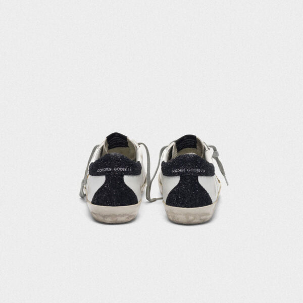 Golden Goose Super-Star con stella dorata e talloncino nero glitterato - immagine 4