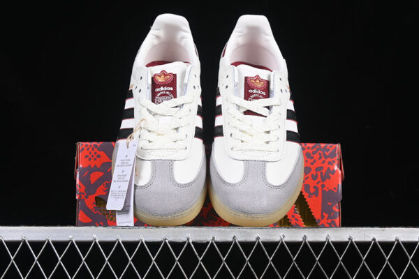 ADIDAS SAMBA OG YEAR OF THE SNAKE CLOUD WHITE/CORE BLACK/ACTIVE MAROON - immagine 3