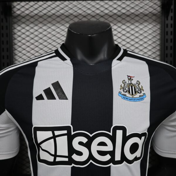 Newcastle - 24/25 Player Version - immagine 3