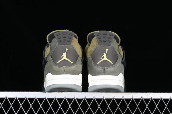 AIR JORDAN 4 SE CRAFT MEDIUM OLIVE GREEN/BLACK - immagine 5