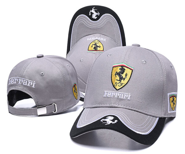 Cappellino Ferrari