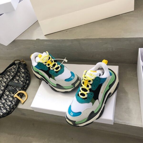 Balenciaga Triple S - immagine 6