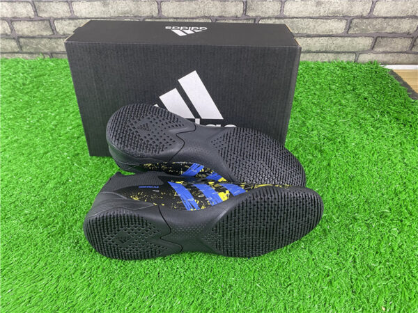 Adidas Marvel x Predator - immagine 6