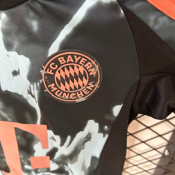 Kit Bambino - Bayern Monaco Away 24/25 - immagine 5