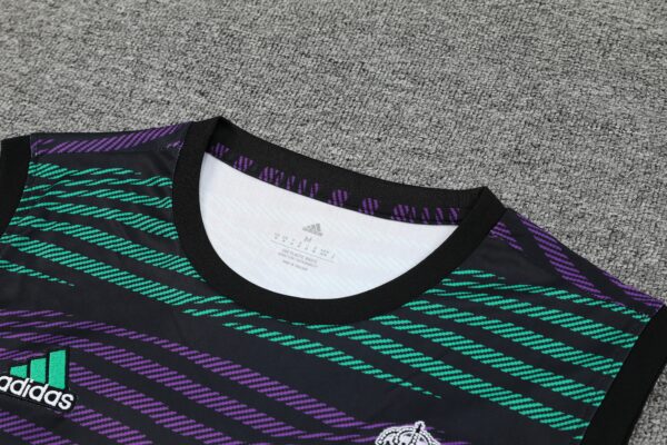 Real Madrid - Canotta + Pantaloncino - immagine 3