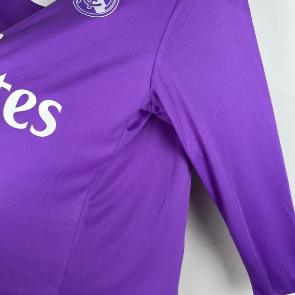 Real Madrid - 16/17 Manica Lunga Vintage - immagine 3