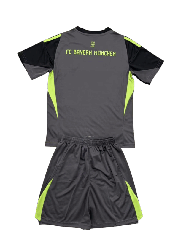 Kit Bambino - Bayern Monaco Portiere 25/26 - immagine 2