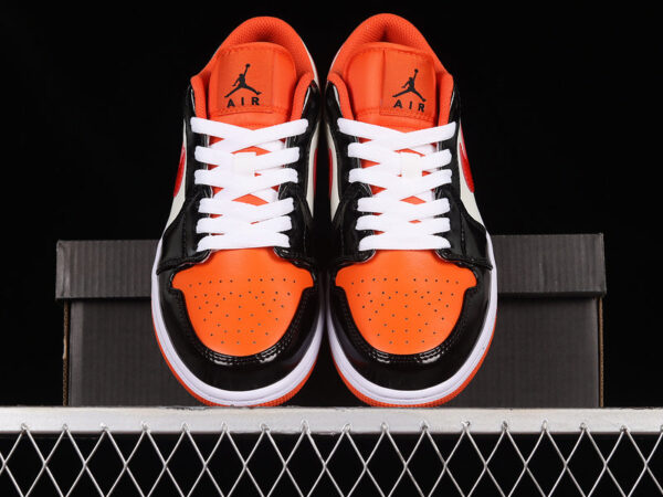 AIR JORDAN 1 LOW GS HALLOWEEN TEAM - immagine 5