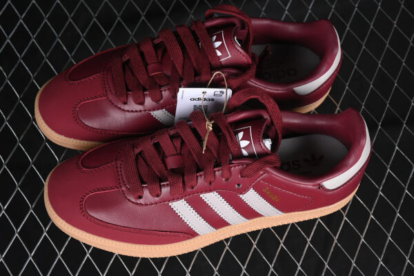 ADIDAS SAMBA OG COLLEGIATE BURGUNDY/GUM/COLLEGIATE BURGUNDY - immagine 3