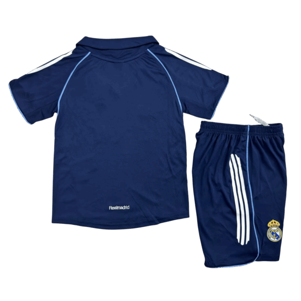 Kit Bambino - Real Madrid Vintage 05/06 - immagine 2