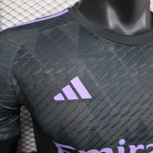 Real Madrid Special Edition - 24/25 Player Version - immagine 4